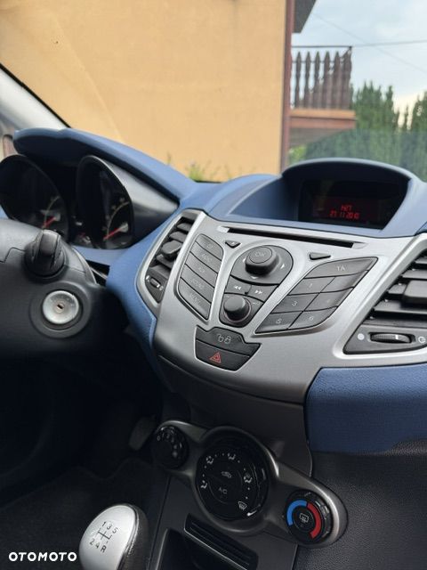 Ford Fiesta - 12