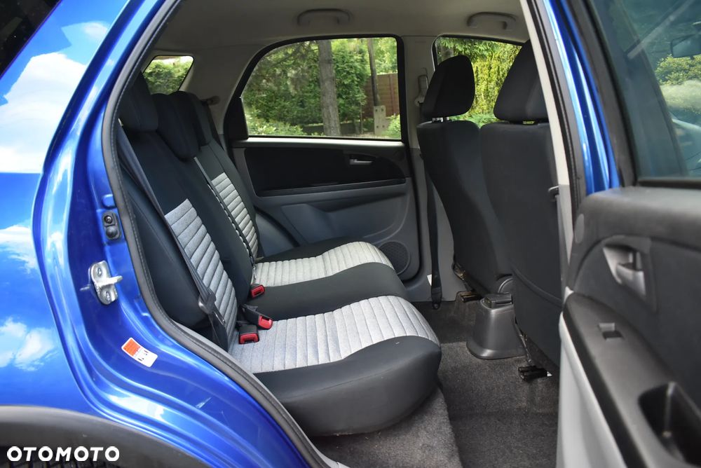 Suzuki SX4 1.6 VVT 4x4 Comfort - 25
