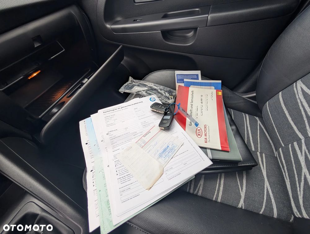 Kia Venga 1.6 L - 34