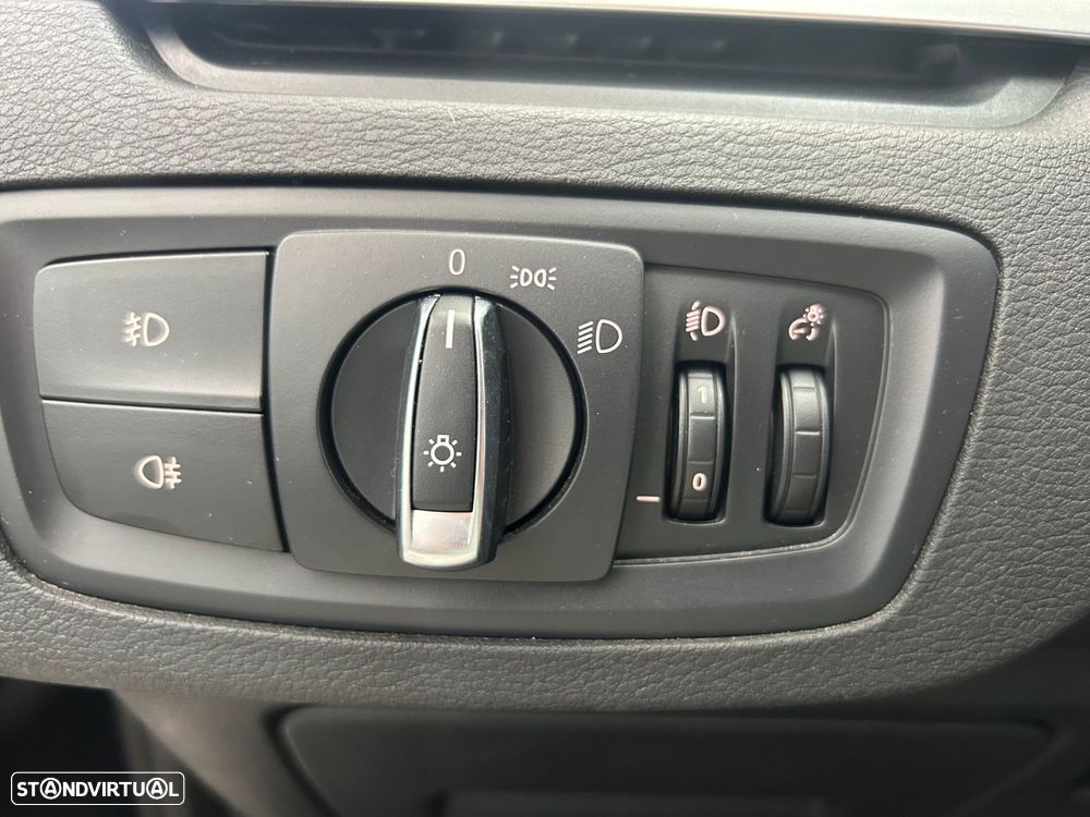 BMW X1 16 d sDrive xLine - 15