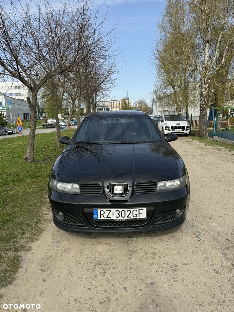 Seat Leon 1.8T Cupra R - 2