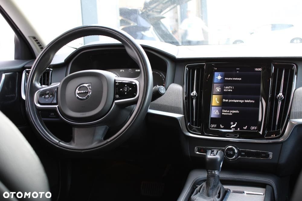 Volvo V90 - 37