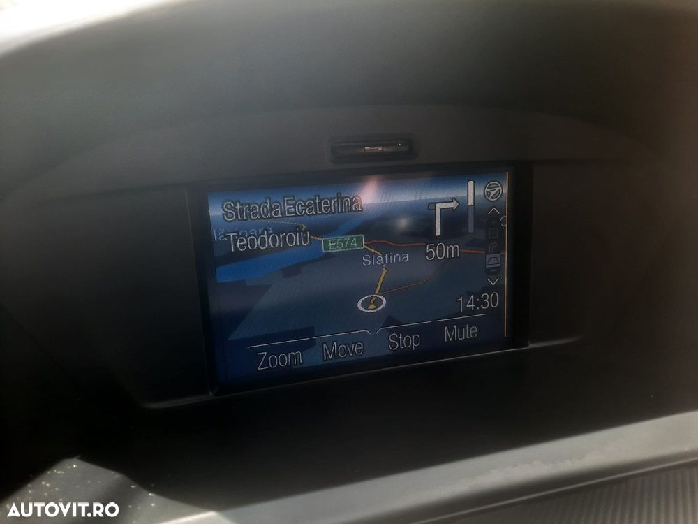 Ford Kuga - 33