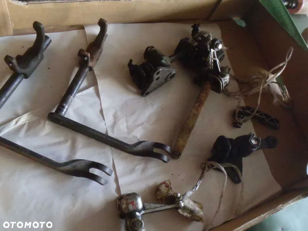 łapa widełki cięgno wybierak sprzęgła biegów lewarek lupo arosa polo - 3