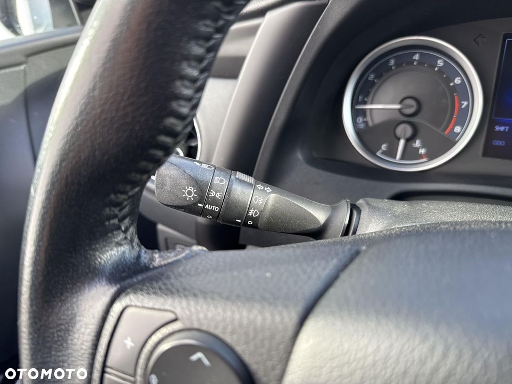 Toyota Corolla 1.6 Comfort - 20