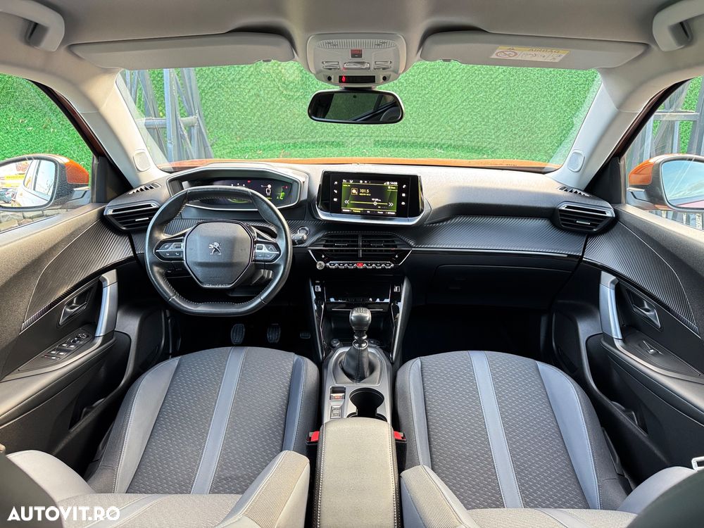 Peugeot 2008 PureTech 100 Allure - 8