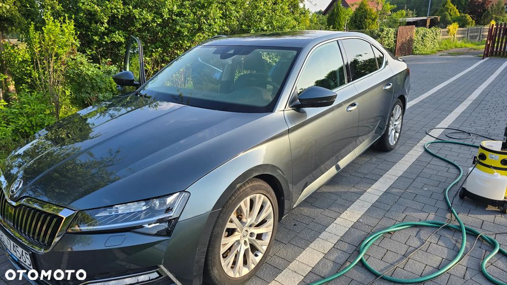 Skoda Superb 2.0 TDI SCR 4x4 L&K DSG - 10