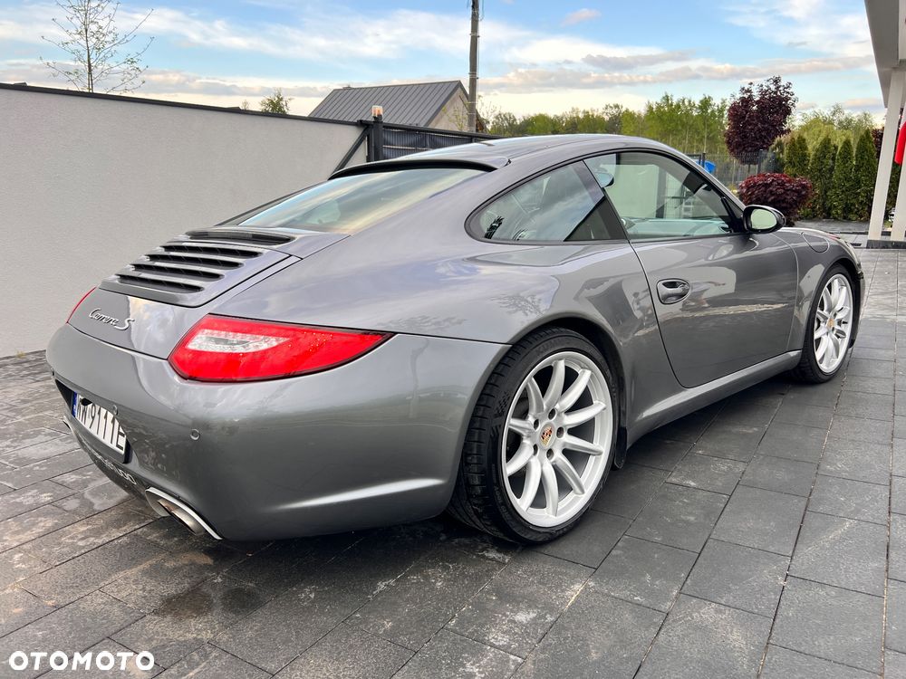 Porsche 911 - 9