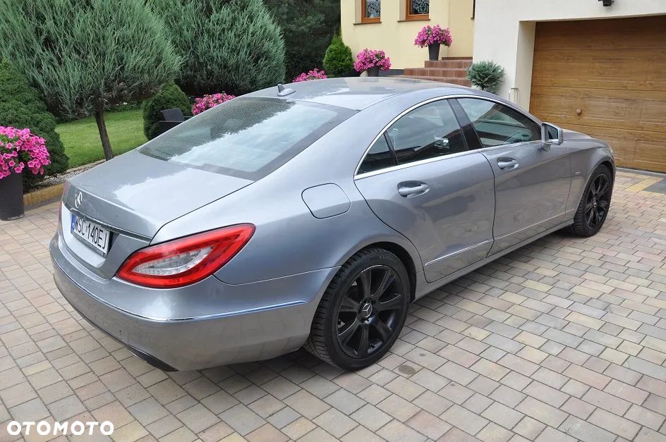 Mercedes-Benz CLS - 4