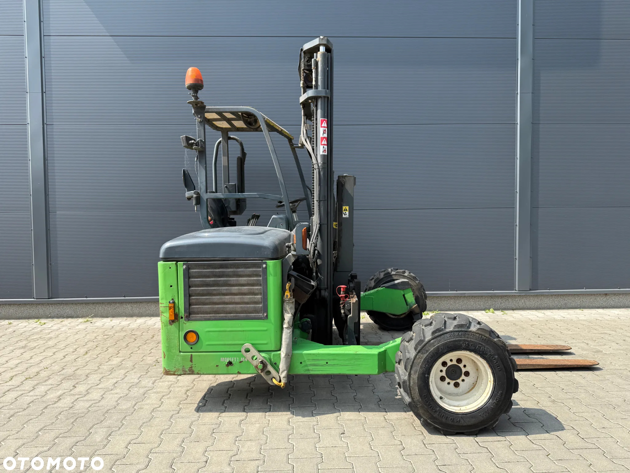 Moffett M4 25.3 - 2