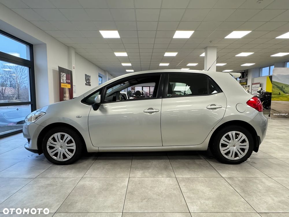 Toyota Auris 1.4 VVT-i Team - 3