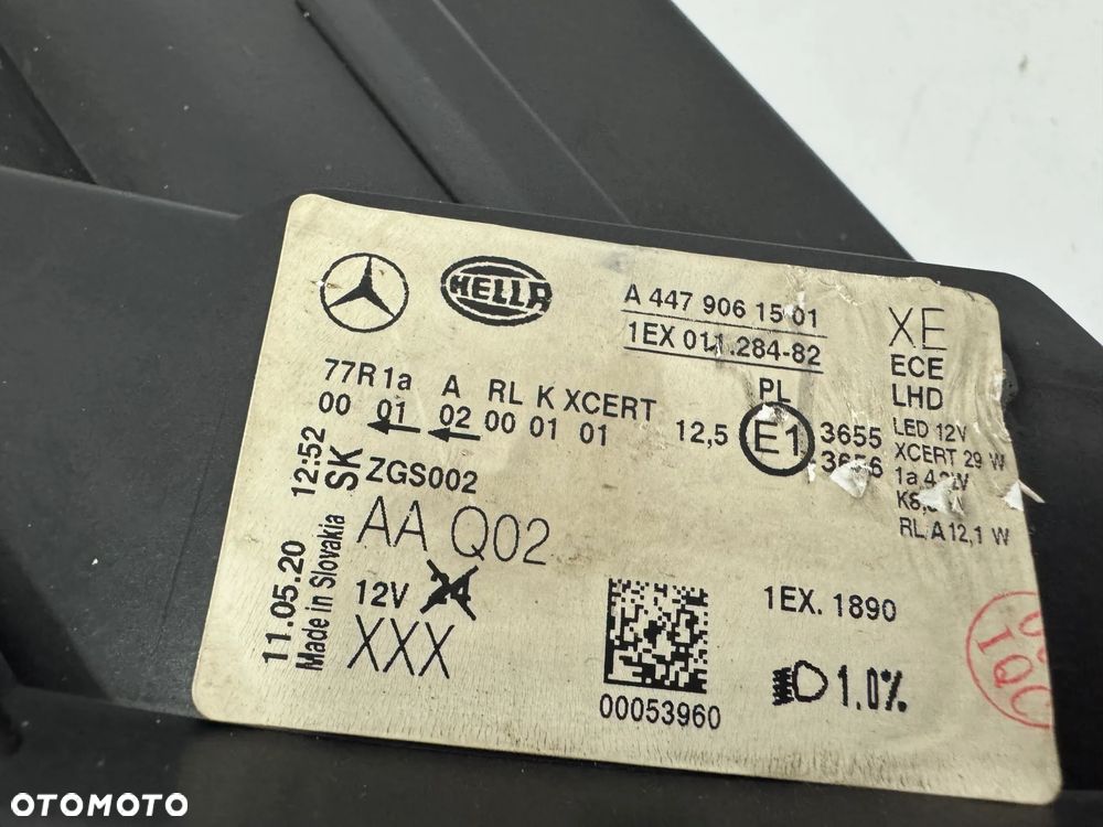 LAMPA PRAWA MERCEDES V KLASA W447 ILS 2019- - 3