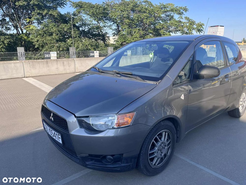 Mitsubishi Colt - 2