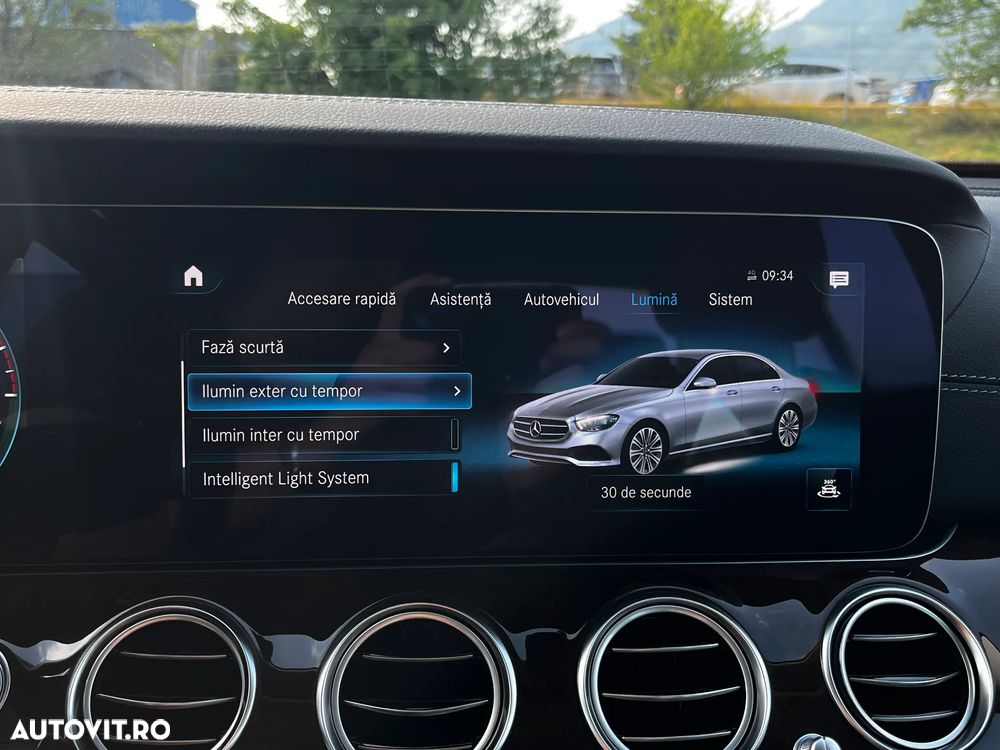 Mercedes-Benz E 300 9G-TRONIC - 31