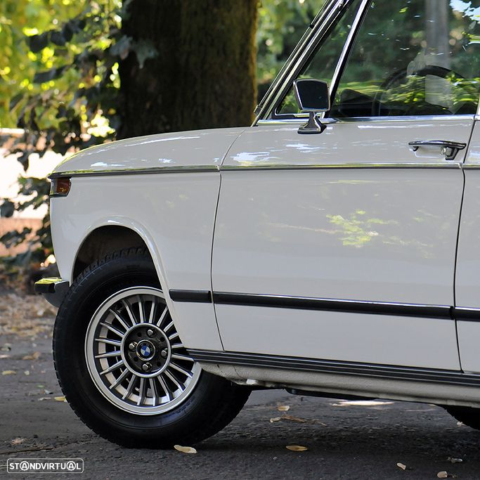 BMW 2002 - 7