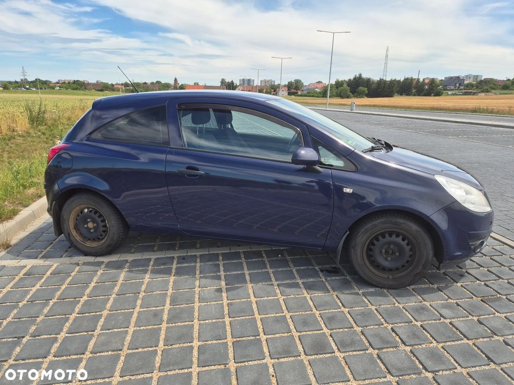 Opel Corsa 1.2 16V Cosmo - 4