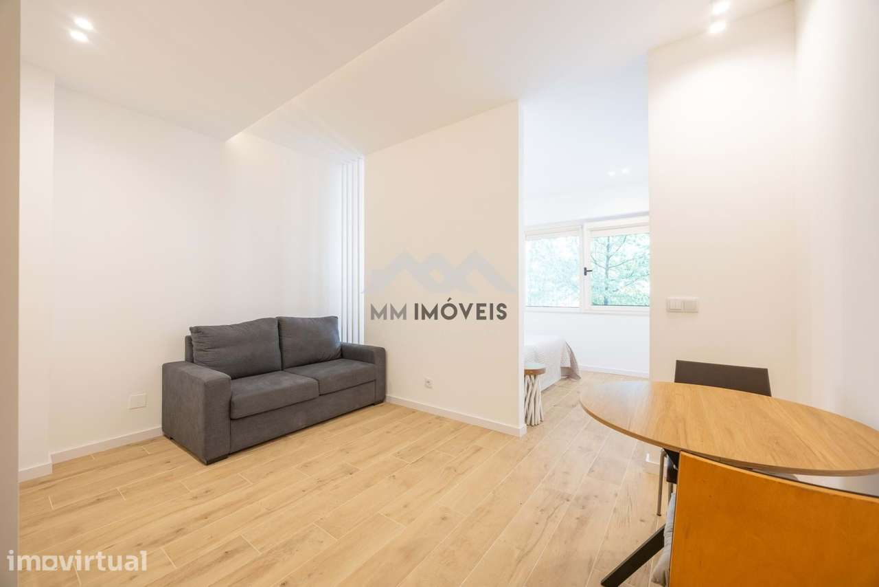 Apartamento T0+1 | Renovado | Investimento | Águas Santas - Grande imagem: 5/25