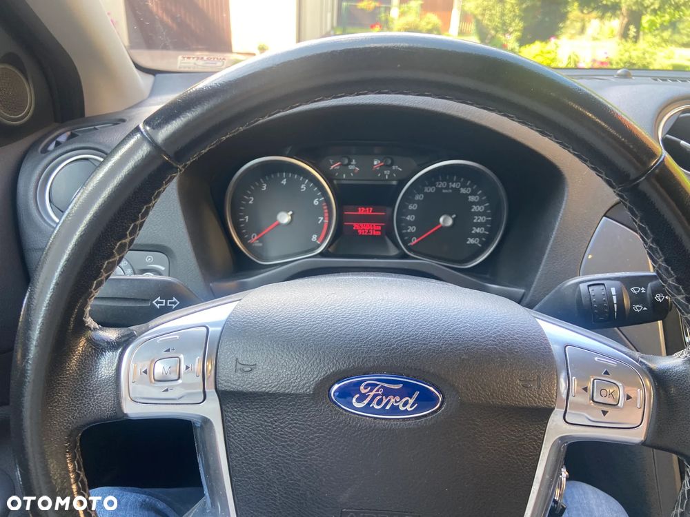 Ford Mondeo 1.6 T Ghia - 5