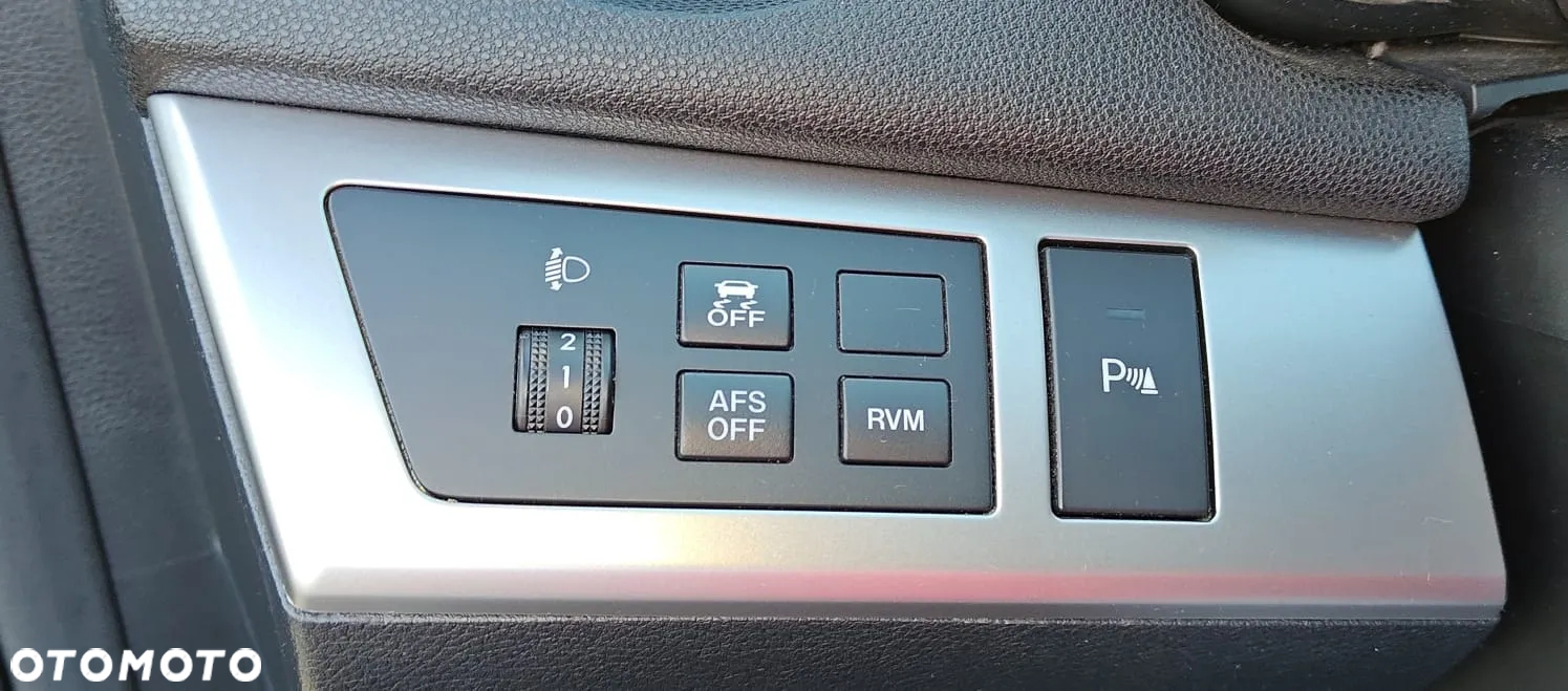 Mazda 3 1.6 Exclusive + - 10