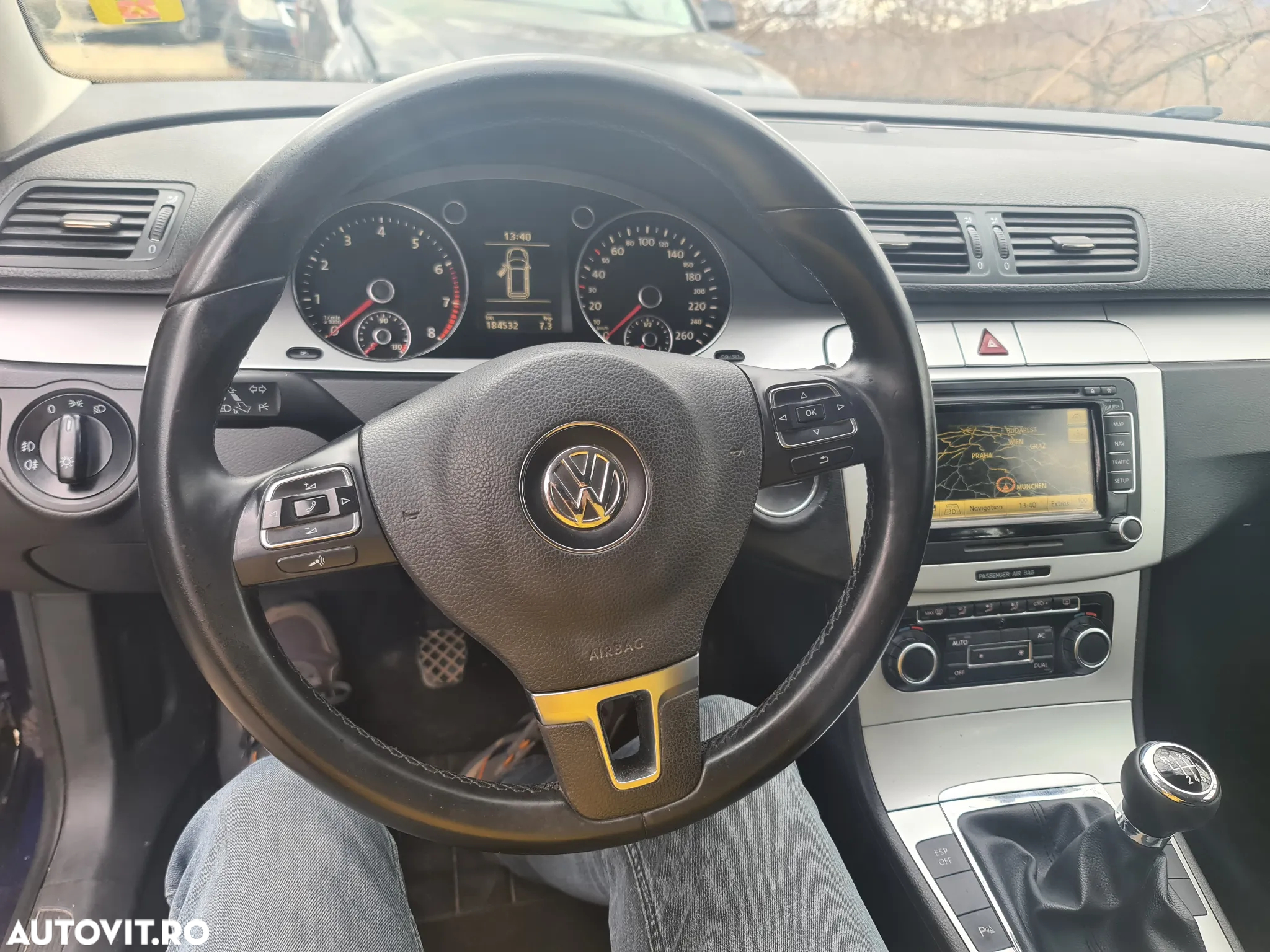 Volkswagen Passat Variant 1.8 TSI Comfortline - 9
