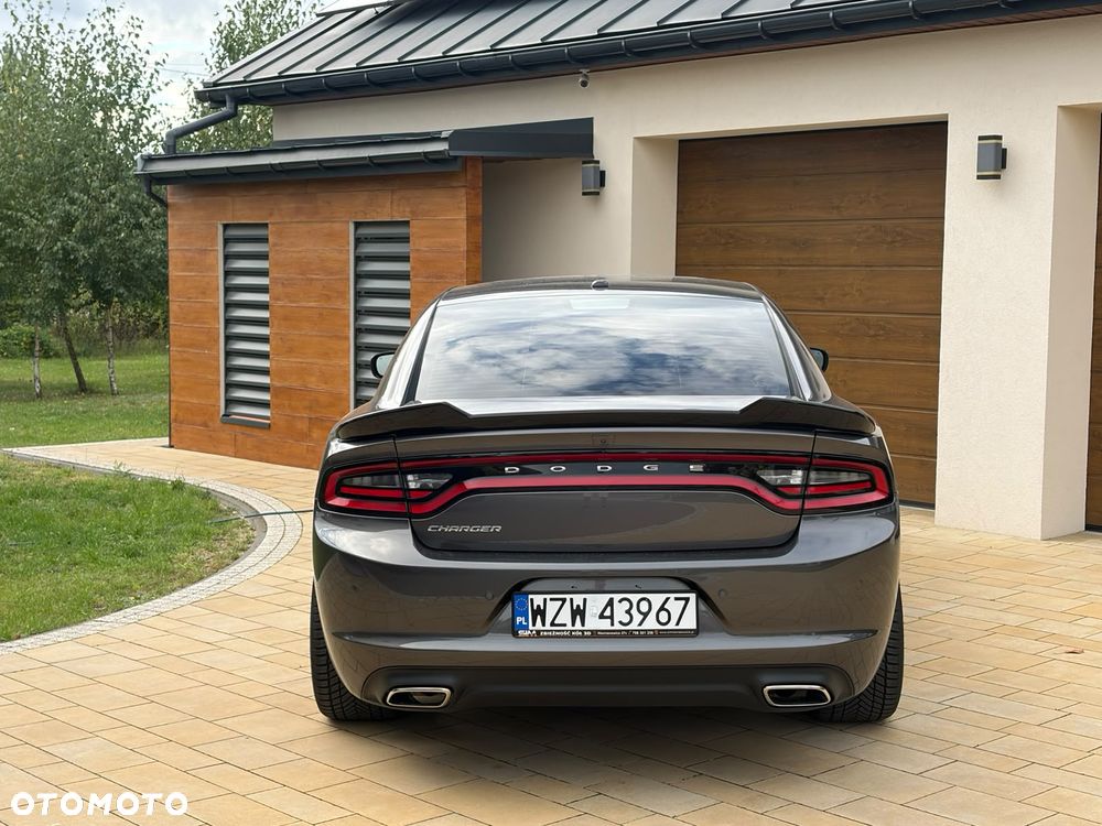 Dodge Charger - 6