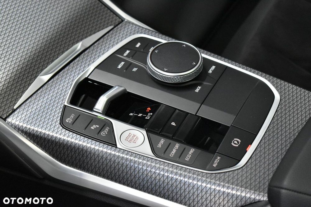 BMW Seria 3 320i M Sport sport - 22