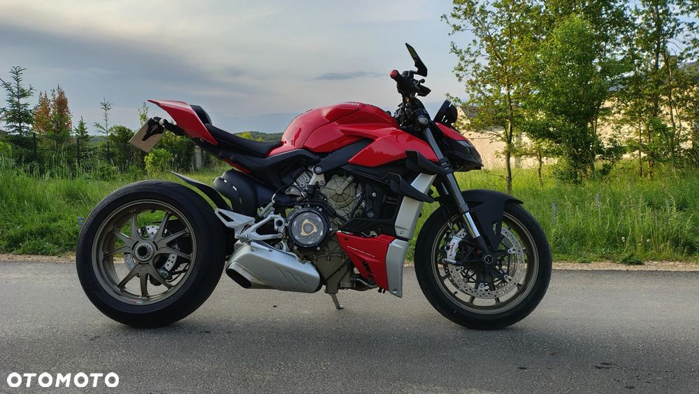 Ducati Streetfighter V4 - 8