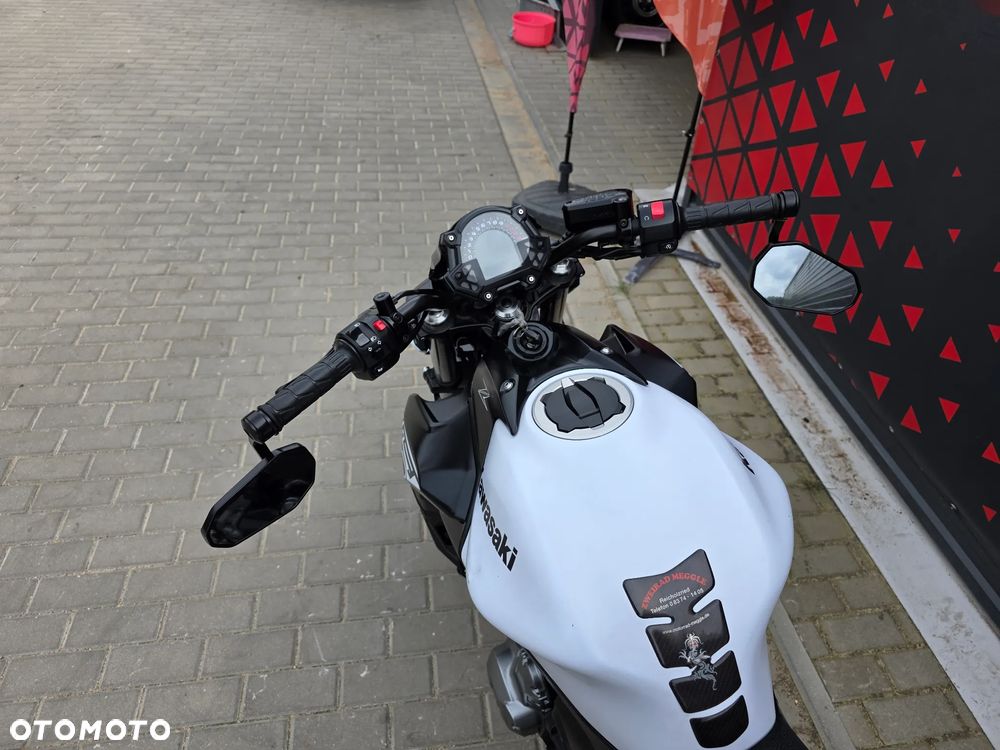 Kawasaki Z 650 - 17