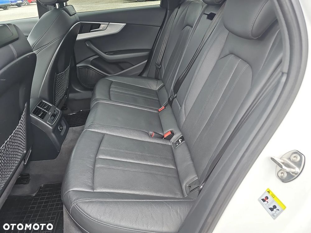 Audi A4 Allroad 2.0 TDI Quattro S tronic - 12