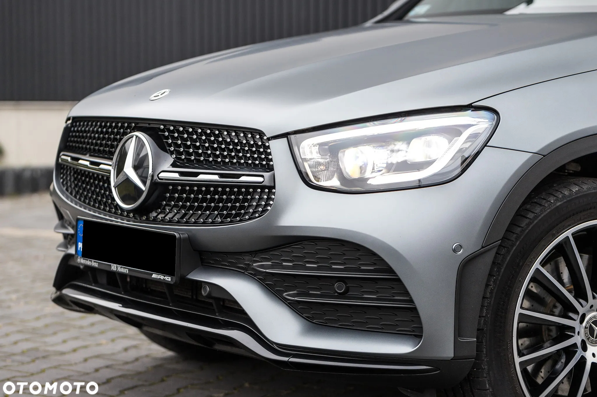 Mercedes-Benz GLC 350 d 4Matic 9G-TRONIC AMG Line - 9