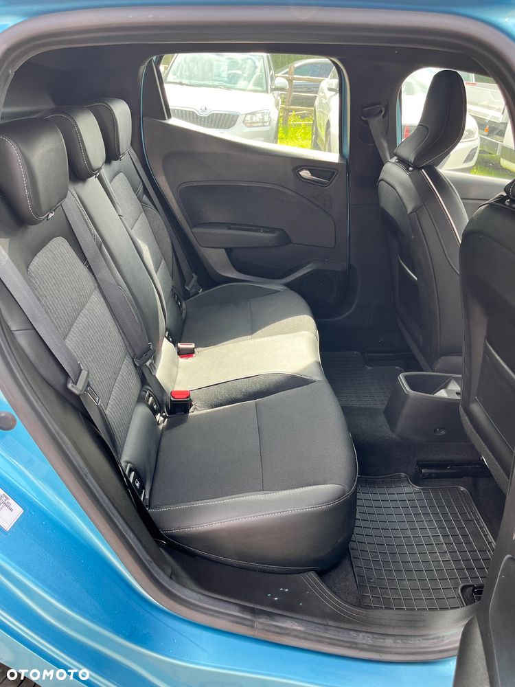 Renault Clio - 15