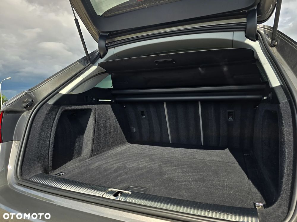 Audi A4 Avant 40 TDI mHEV Advanced S tronic - 9