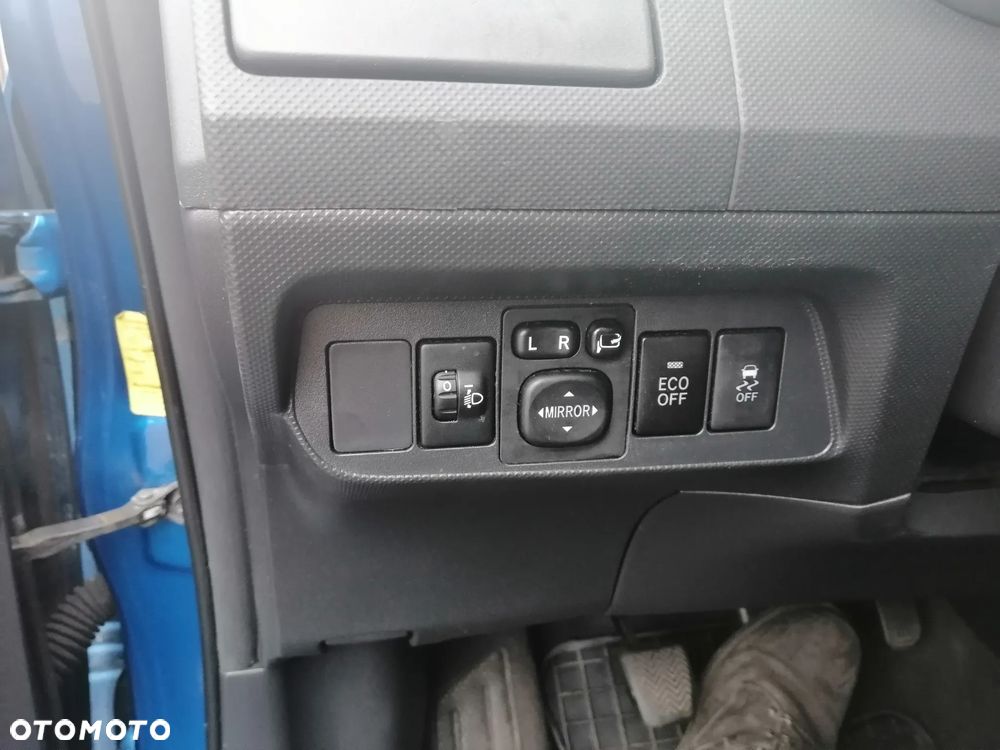 Toyota Auris 1.33 Dual-VVT-i START Edition - 21