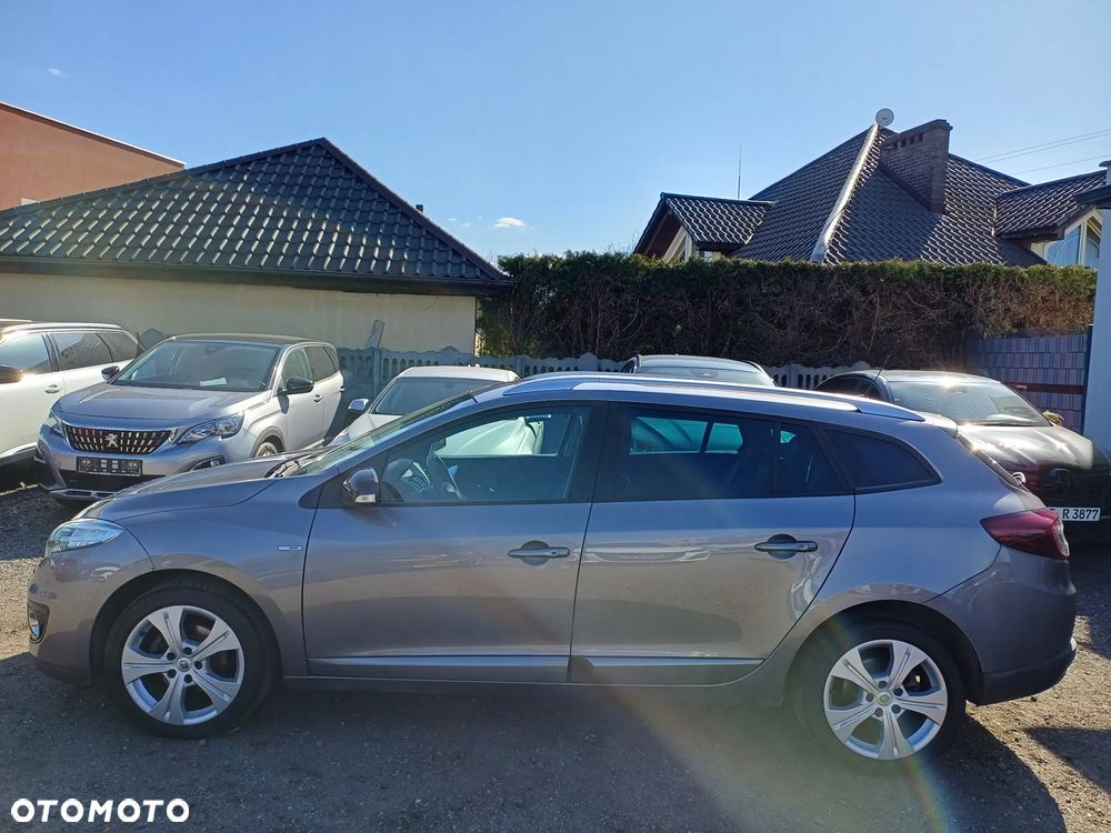 Renault Megane ENERGY TCe 115 Start & Stop Bose Edition - 4