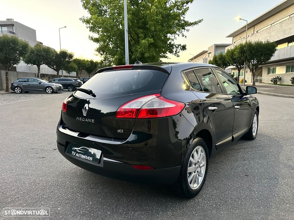 Renault Mégane 1.5 dCi Dynamique S - 8