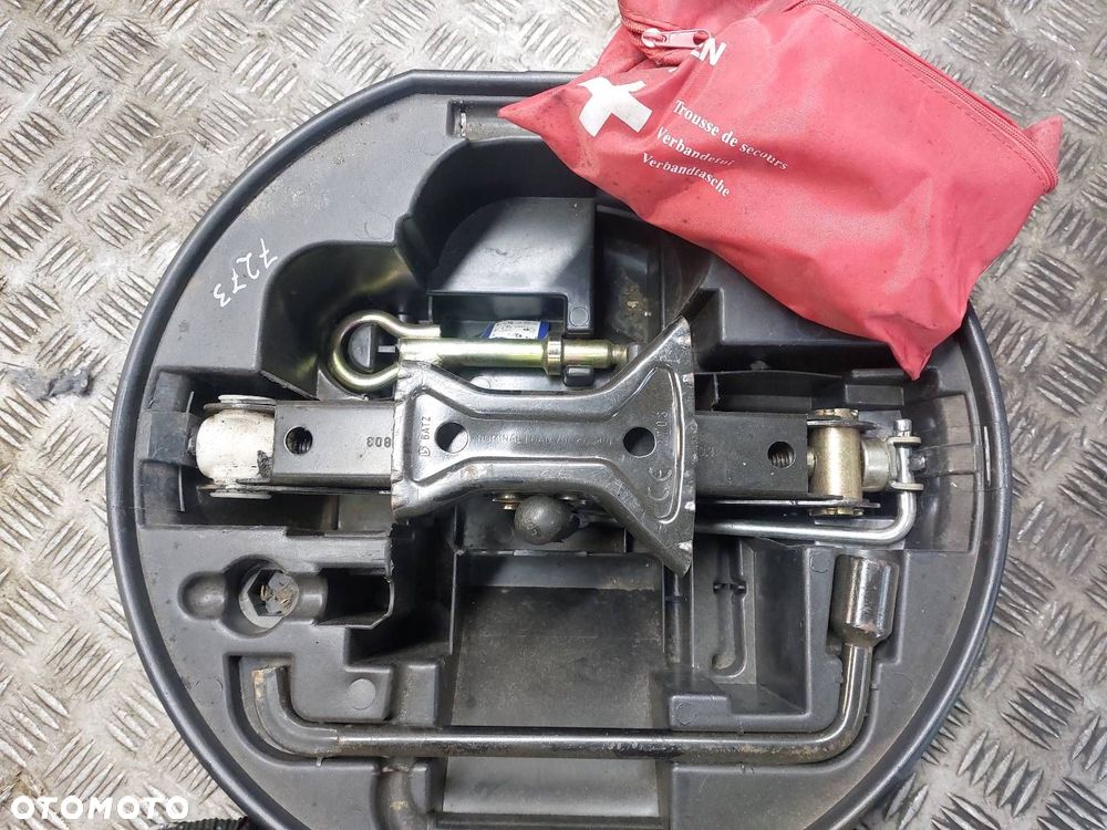 ORGANIZER WKŁAD BAGAŻNIKA + ZAPAS PODNOŚNIK 4x108 175/65R14 CITROEN C3 I - 3