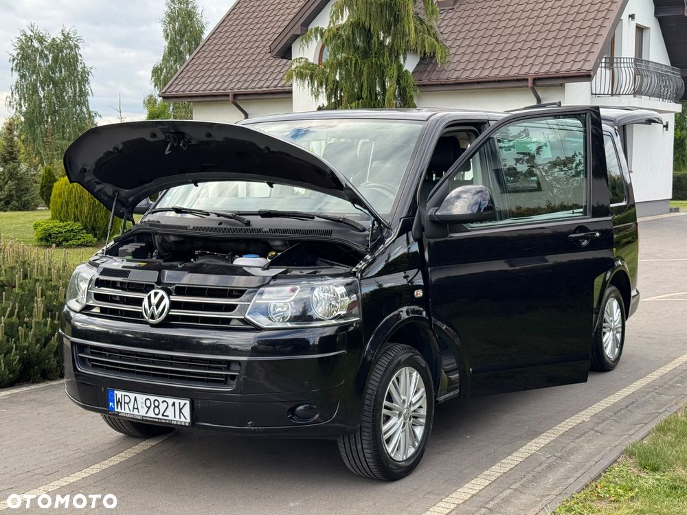 Volkswagen Caravelle - 11