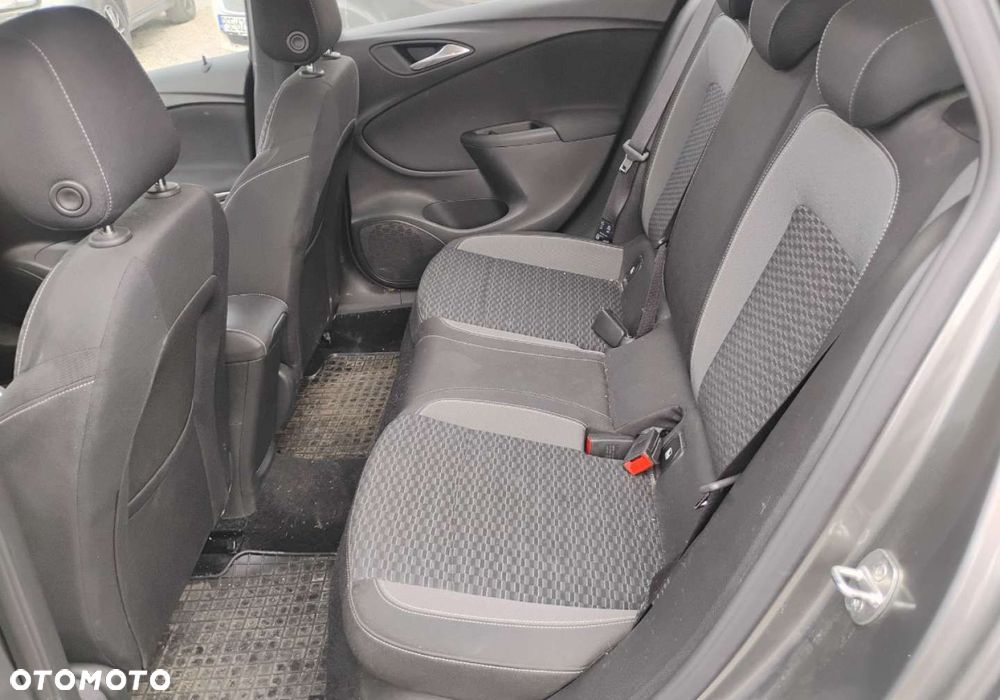 Opel Astra - 10