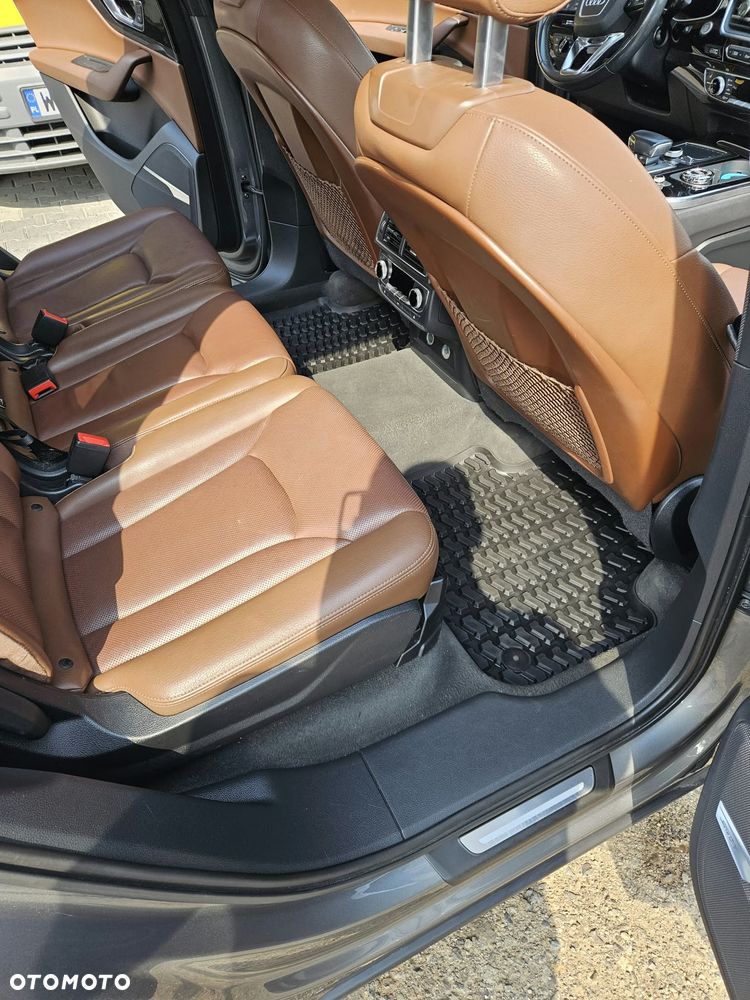 Audi Q7 3.0 TFSI Quattro Tiptr - 10