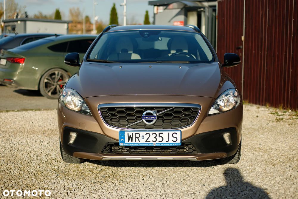 Volvo V40 2013 photo 2