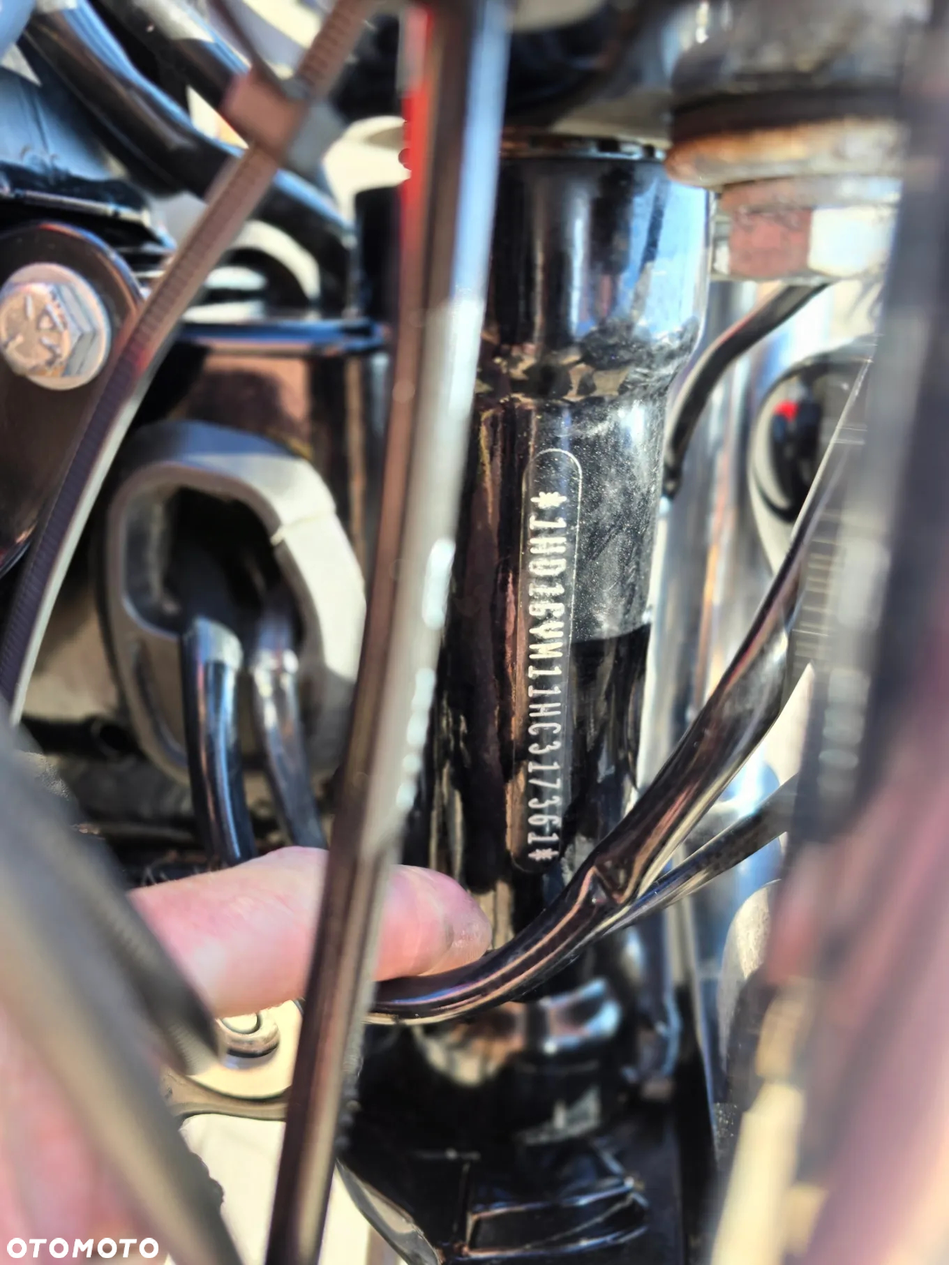 Harley-Davidson Dyna Fat Bob - 23