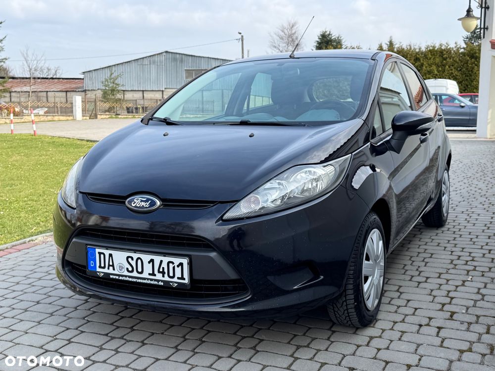 Ford Fiesta - 25