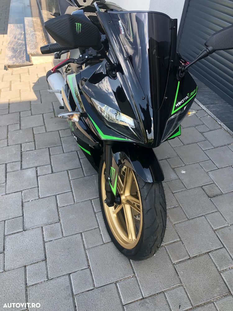 Yamaha YZF-R 125 - 10