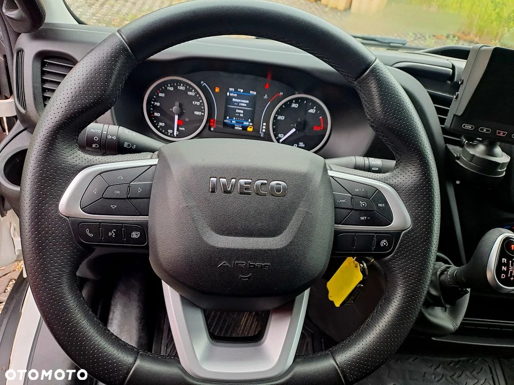 Iveco DAILY | Stan idealny | kontener 8 EP | Automat | Winda | GWARANCJA 12mc | Kamera cofania | - 10