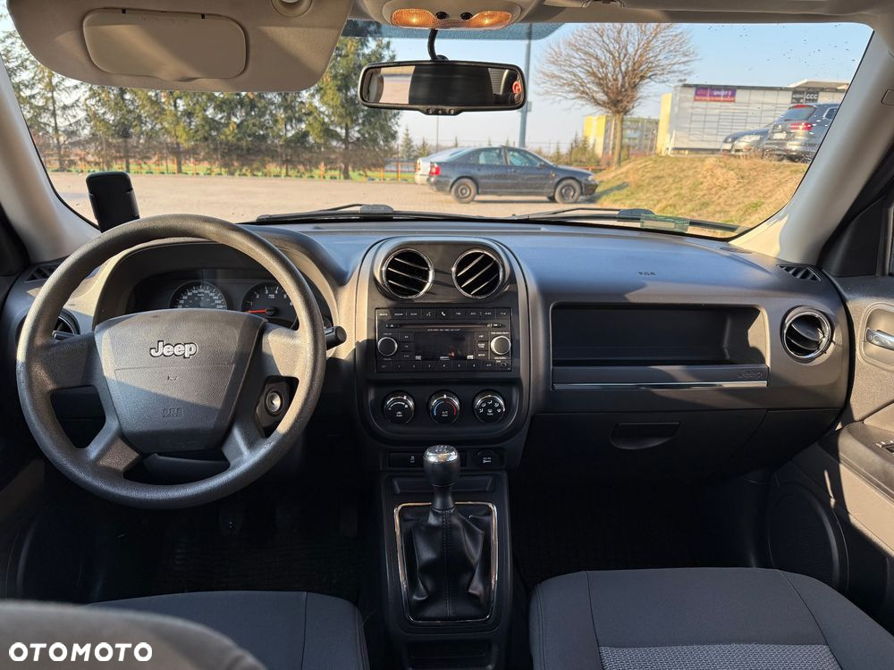 Jeep Patriot 2.4 Sport - 11