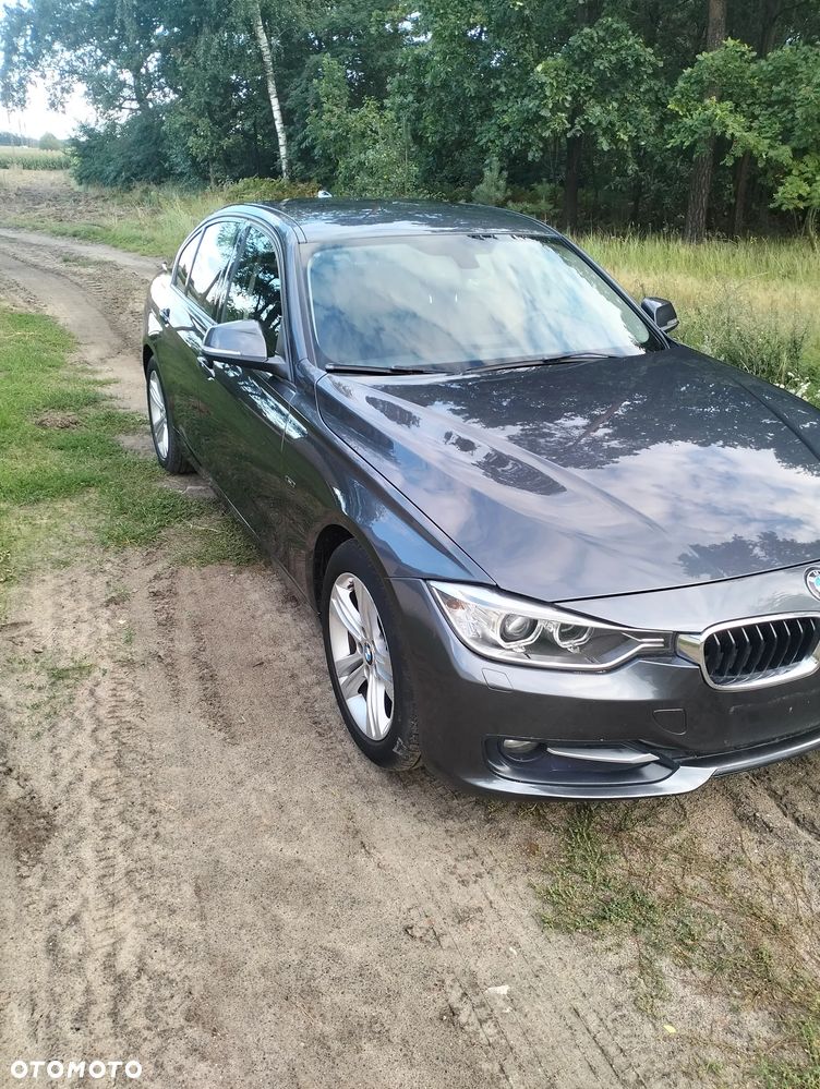 BMW Seria 3 318d xDrive Sport Line - 1