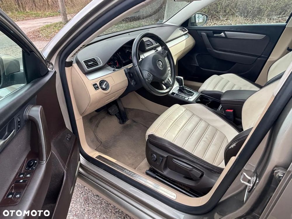 Volkswagen Passat 2.0 TDI Highline DSG - 21