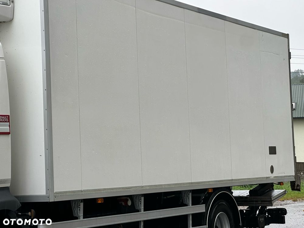 Renault D 14 / 240 / CHŁODNIA / WINDA / 16 EUROPALET / 6.7 M DŁUGOŚCI / BI-TEMPERATURA / CARRIER SUPRA 850 - 15