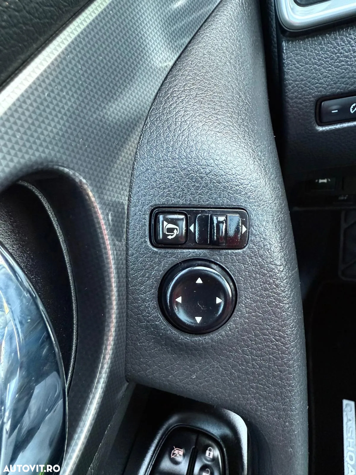 Nissan Qashqai 1.5 DCI TEKNA - 31