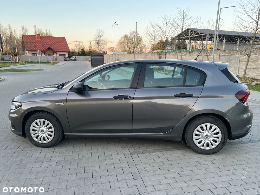 Fiat Tipo 1.4 T-Jet 16v Easy - 9